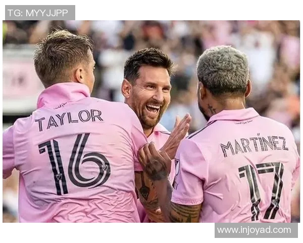 夏洛特足球明星崛起带动球队进步与全城热情共振